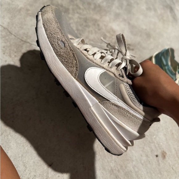 Nike Waffle One Women’s Sneakers - Picture 5 of 7